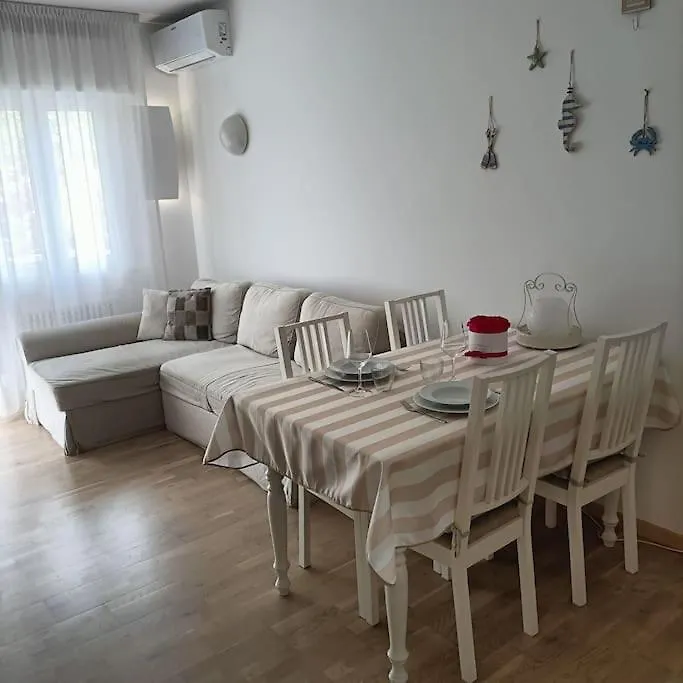 Appartamenti Stella Maris Riccione Porto Italy